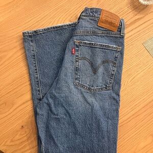 Levi's Classic Blue Women's Straight-Leg Jeans